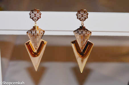 Diamond shape earring