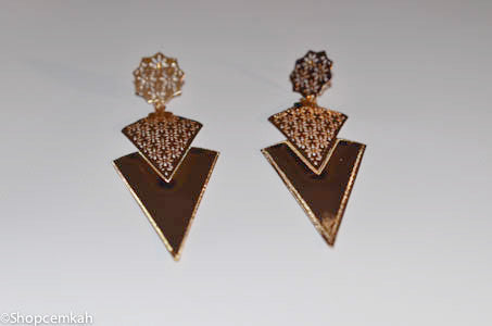 Diamond shape earring