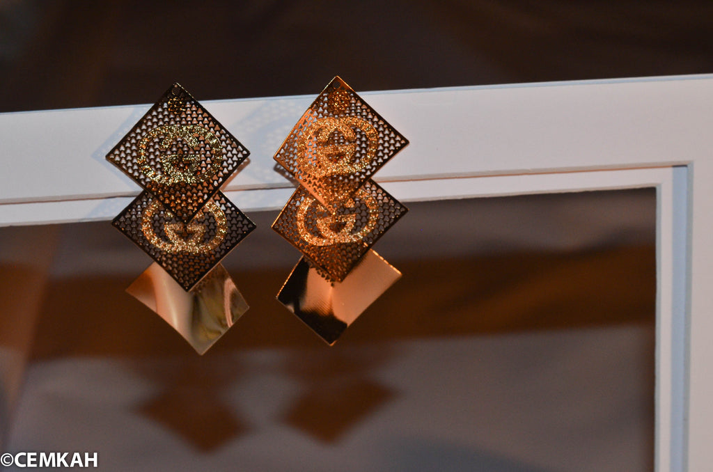 lightweight drop gold earring