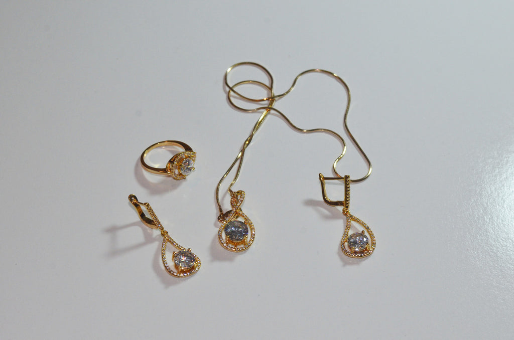 Rose gold necklace set