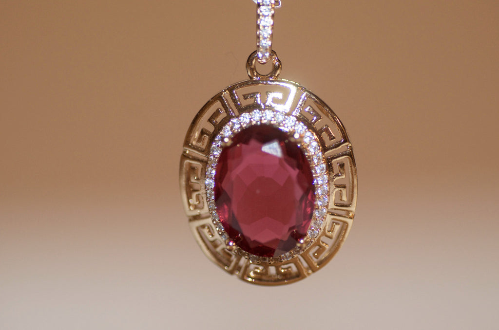 Ann Princess Necklace