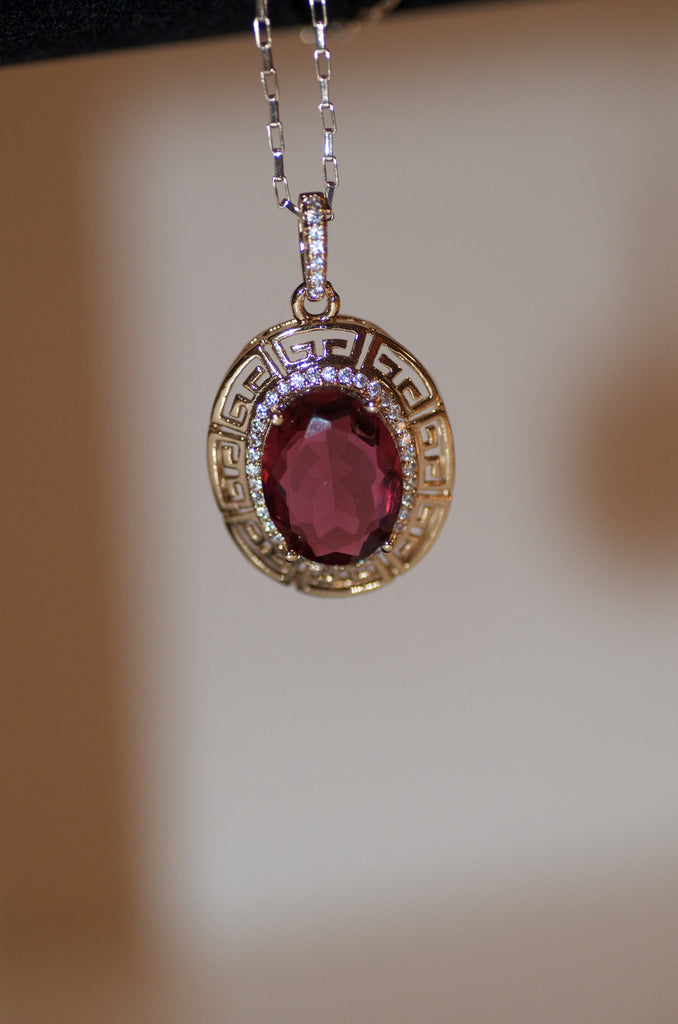 Ann Princess Necklace