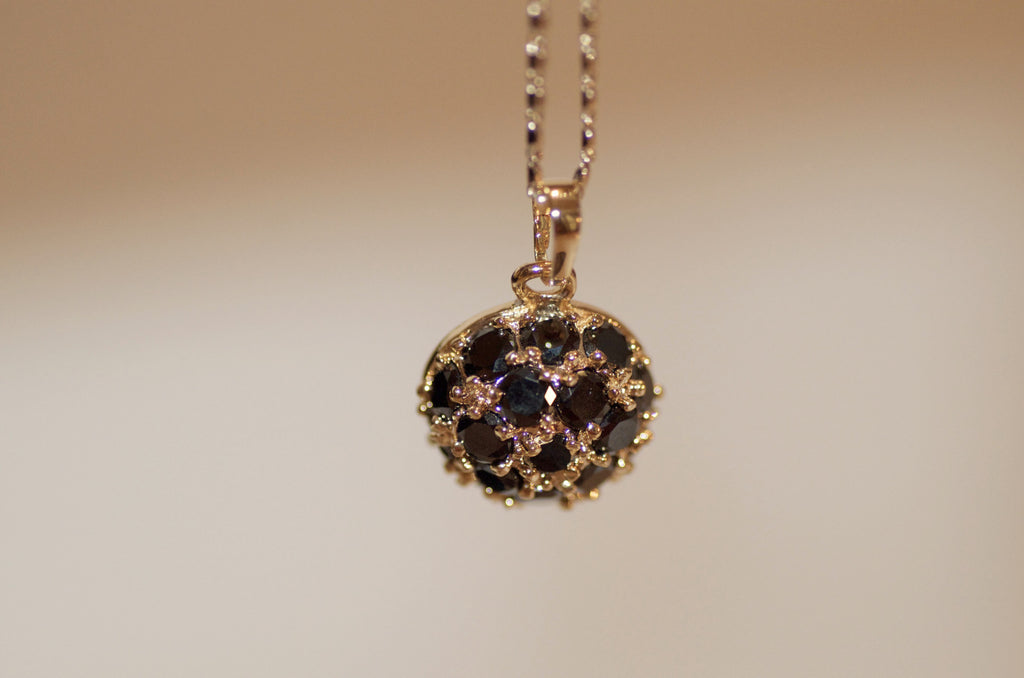 Black and gold necklace