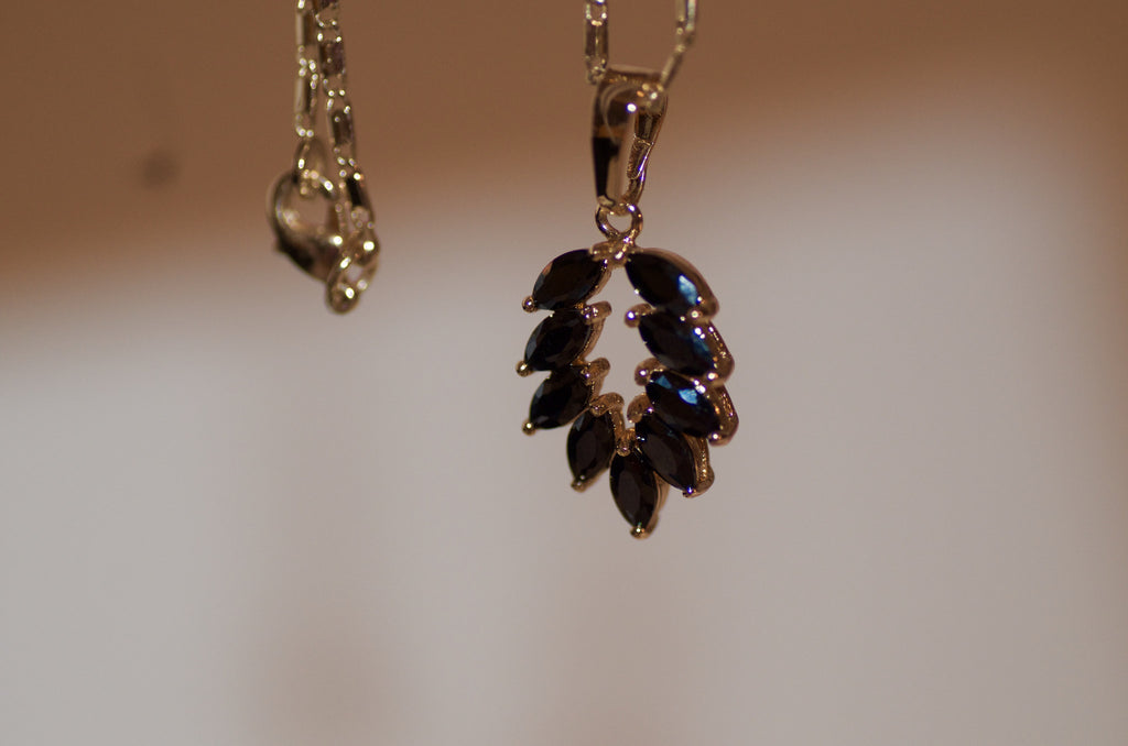 Black and Gold leaf Necklace