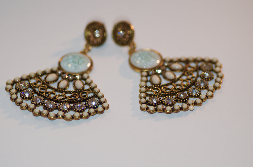 Vintage long hanging earring