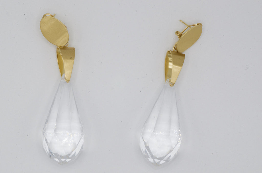 Halima pear earring