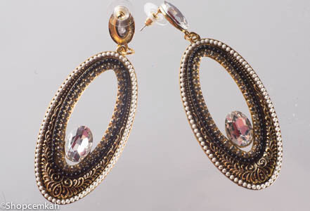 Crystal drop earring
