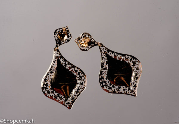 Lightweight drop earring