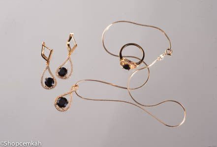 Black and gold necklace stone