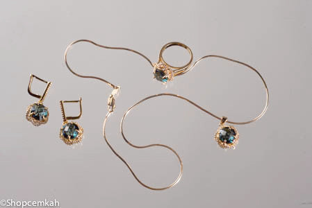 light green Necklace Set