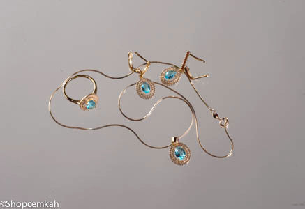 Light teal necklace set