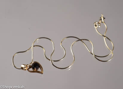 Black heart necklace