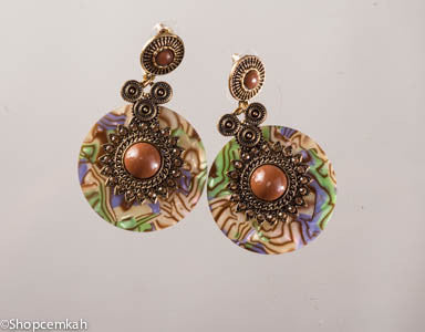 Brown queen earring